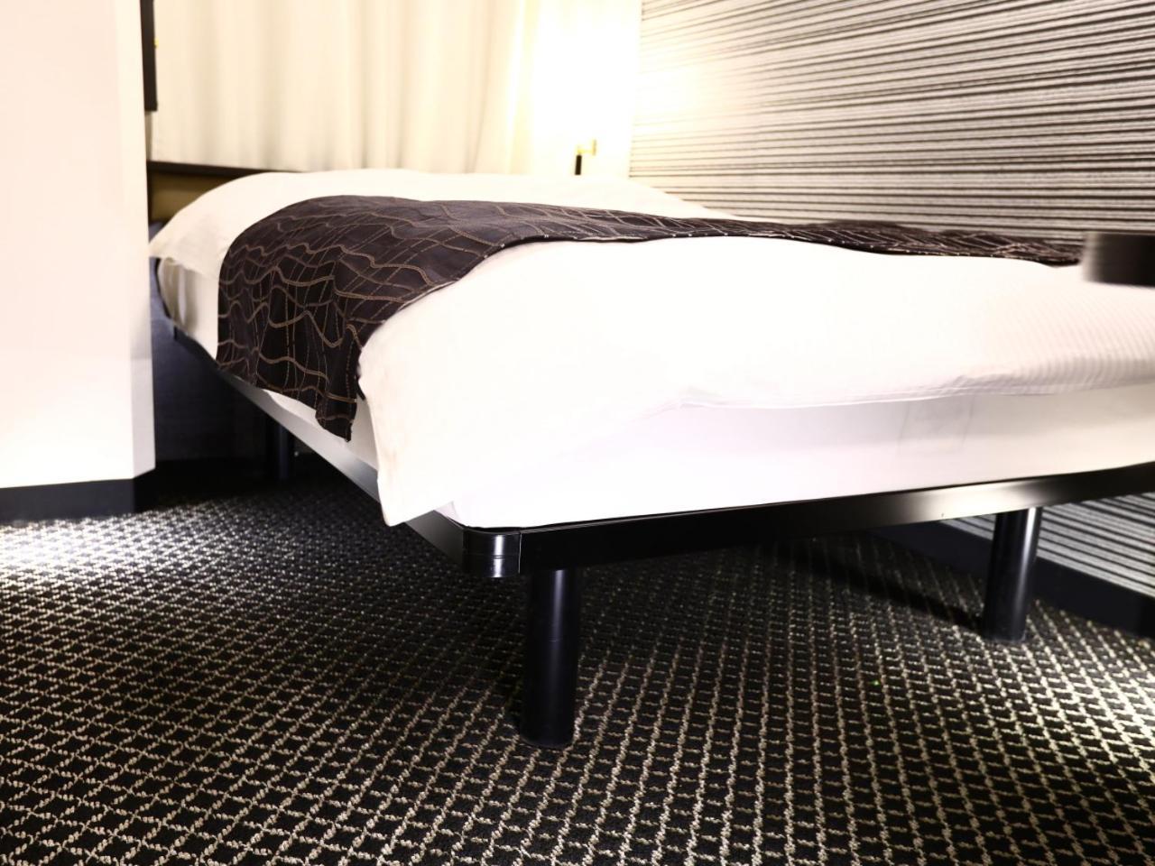 Apa Hotel Chiba Ekimae Rum bild